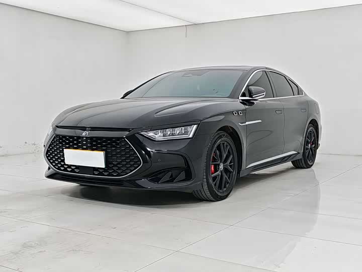 Han 2024 DM-i Honor Edition 121KM Premium