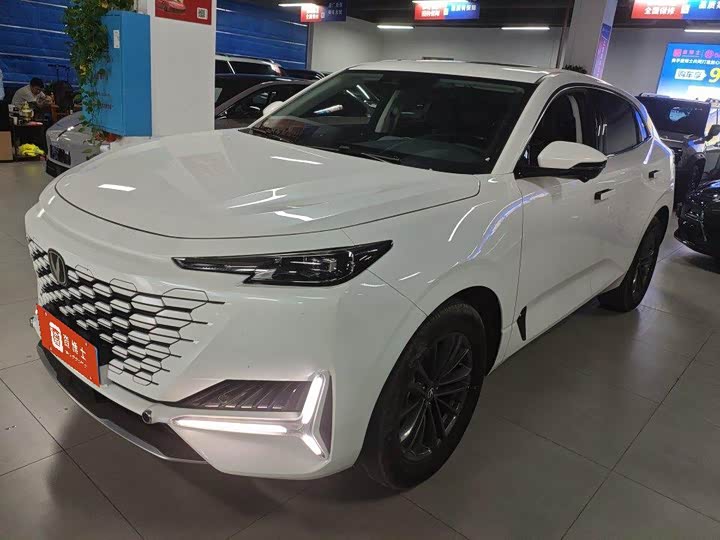 Changan UNI-K 2024 2.0T two-wheel drive Yueshang model