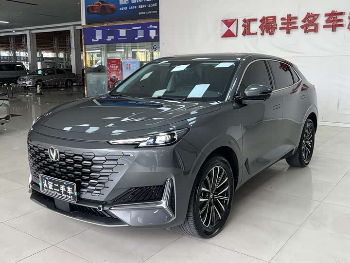 Changan UNI-K 2024 2.0T two-wheel drive enjoyment model