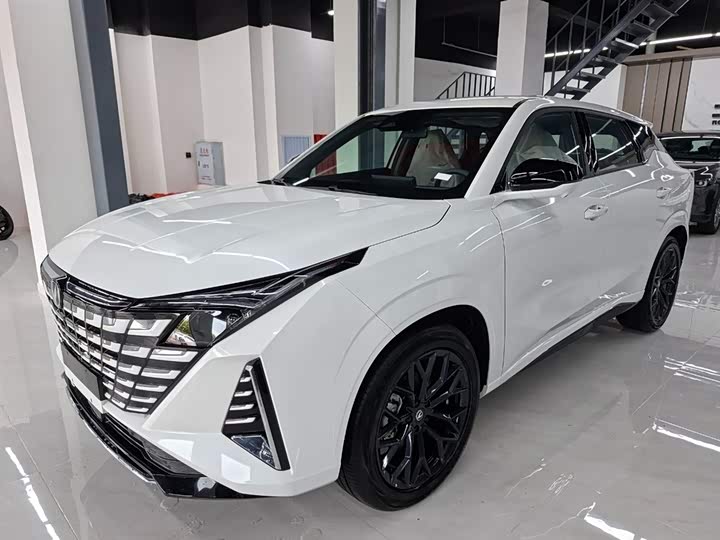 Changan UNI-Z 2026 1.5T Smooth Edition