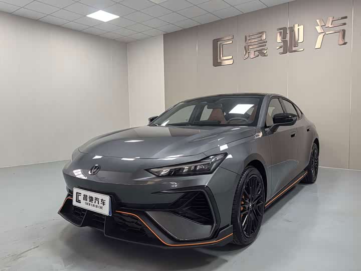 Changan UNI-V 2025 third generation 2.0T powerful model