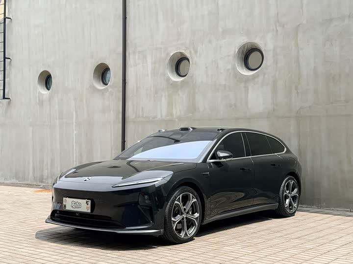NIO ET5T 2024 model 75kWh Touring