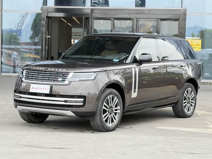 Range Rover 2023 3.0 L6 400PS Genesis Extended Edition
