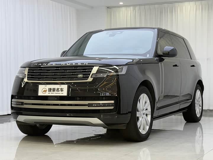Range Rover 2024 3.0 L6 400PS Extended Edition, seven seats
