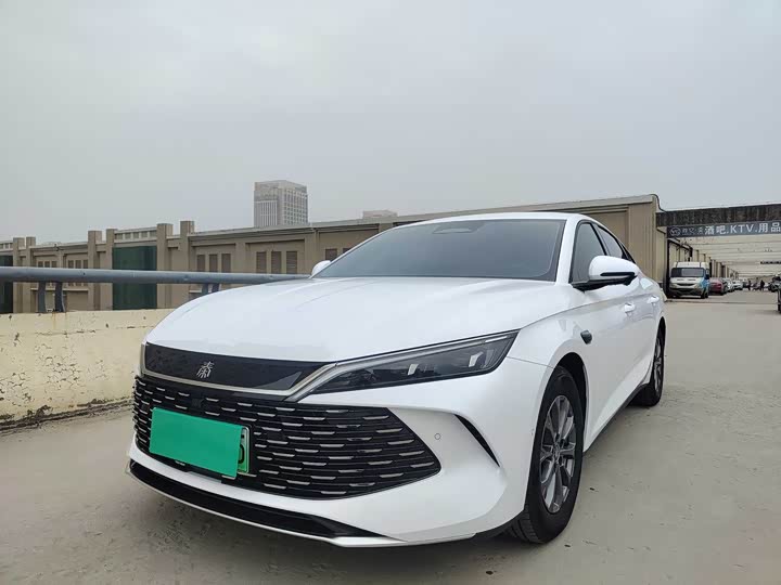 Qin L 2025 DM-i Smart Driving Edition 80KM Transcendent Type