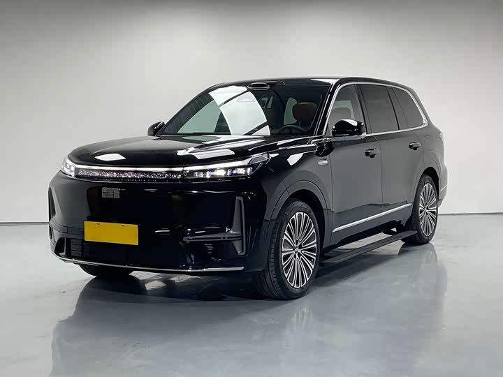 Galaxy M9 2025 210km AWD Pilot Edition