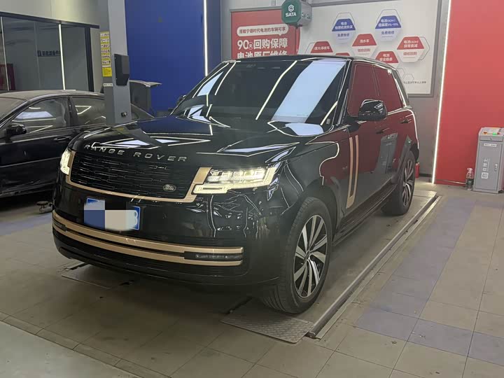 Range Rover 2023 3.0 L6 360PS Grand Edition