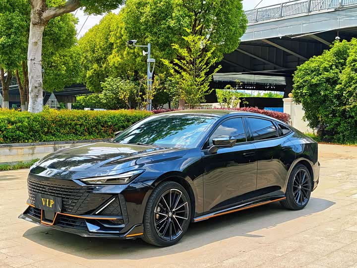 Changan UNI-V 2022 1.5T sports version