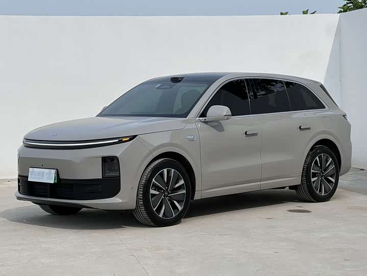Ideal L6 2025 Max smart refresh version