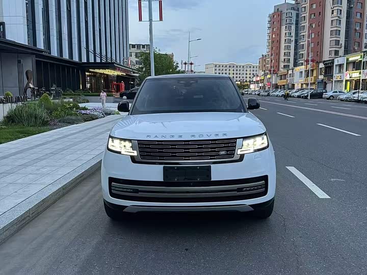 Range Rover 2024 3.0 L6 400PS Extended Edition